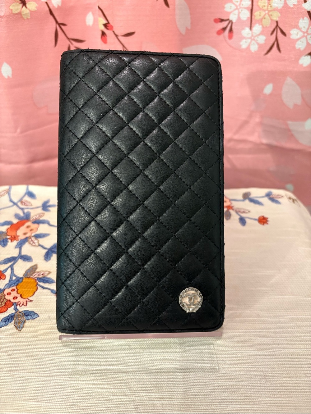 Chanel Quilted Lambskin Leather Bi-Fold Travel Business Wallet Black Pink COA